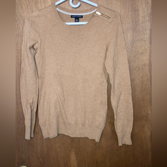 Banana Republic Tops - banana republic long sleeve t-shirt women